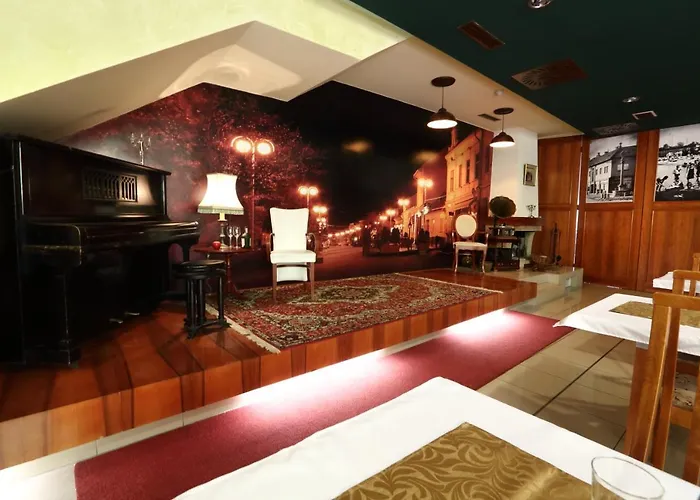 Hotel Nostalgia