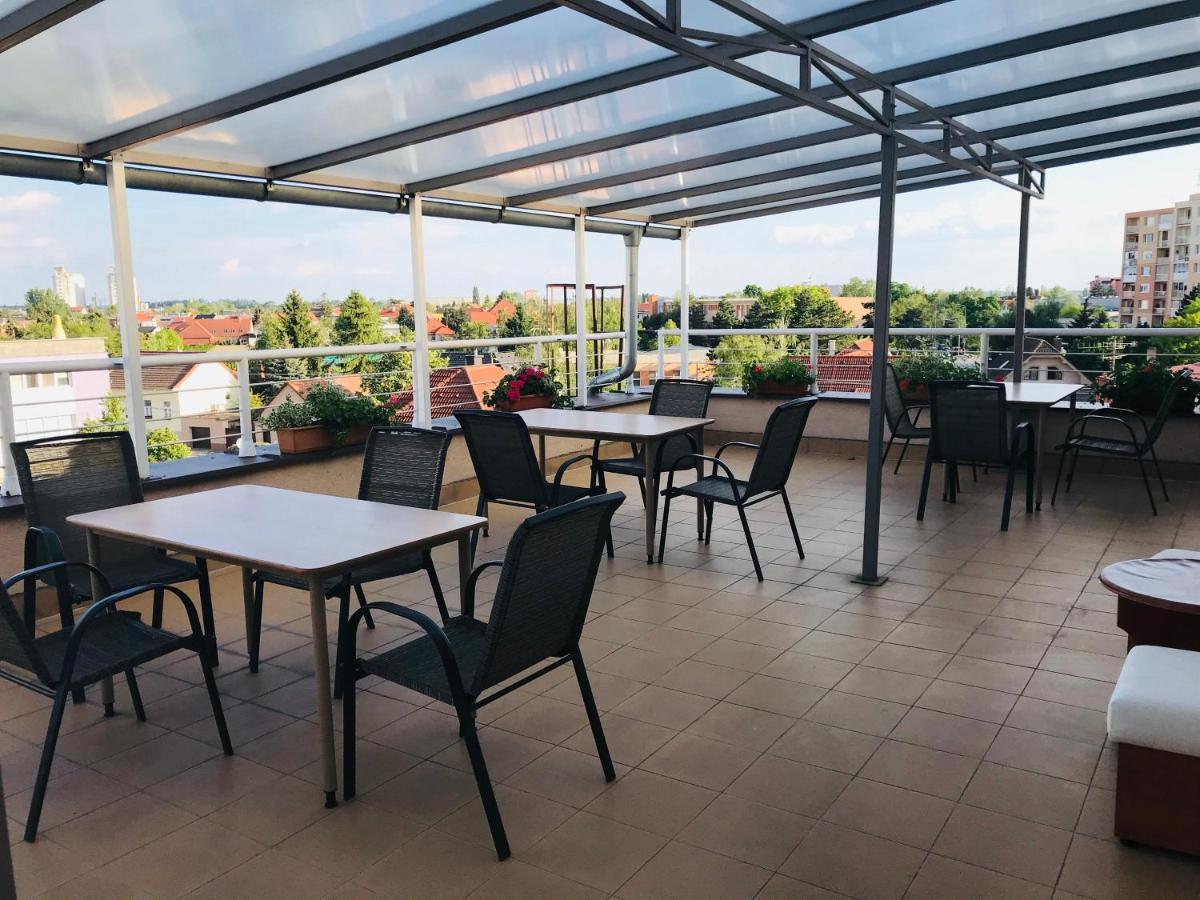 Hotel Nostalgia Senec